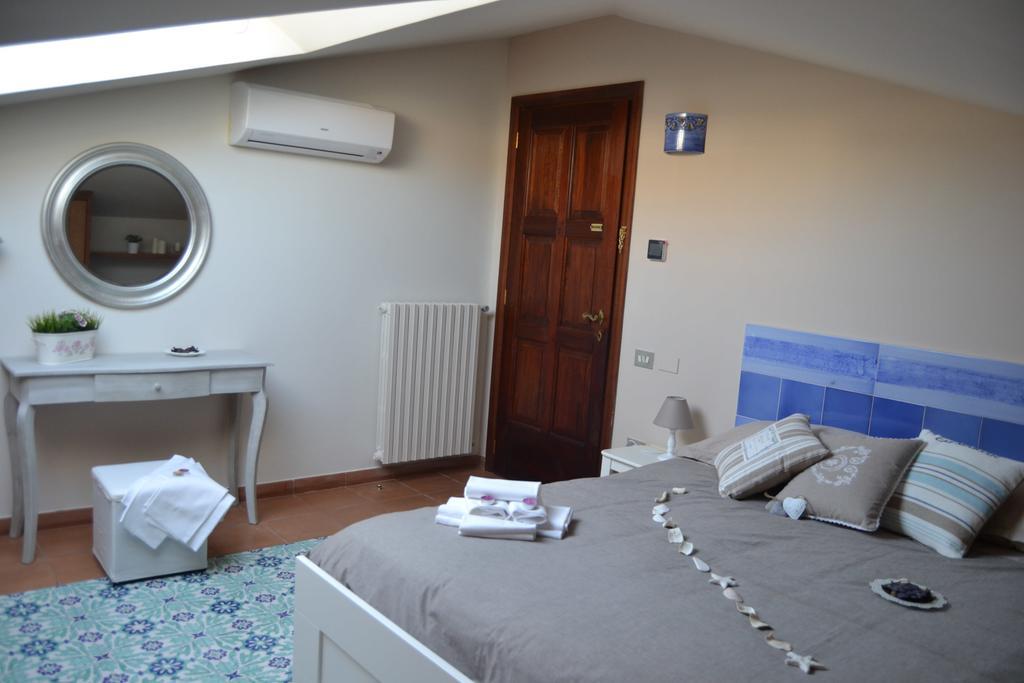 ساليرنو Un Tetto Di Stelle Deluxe Home المظهر الخارجي الصورة