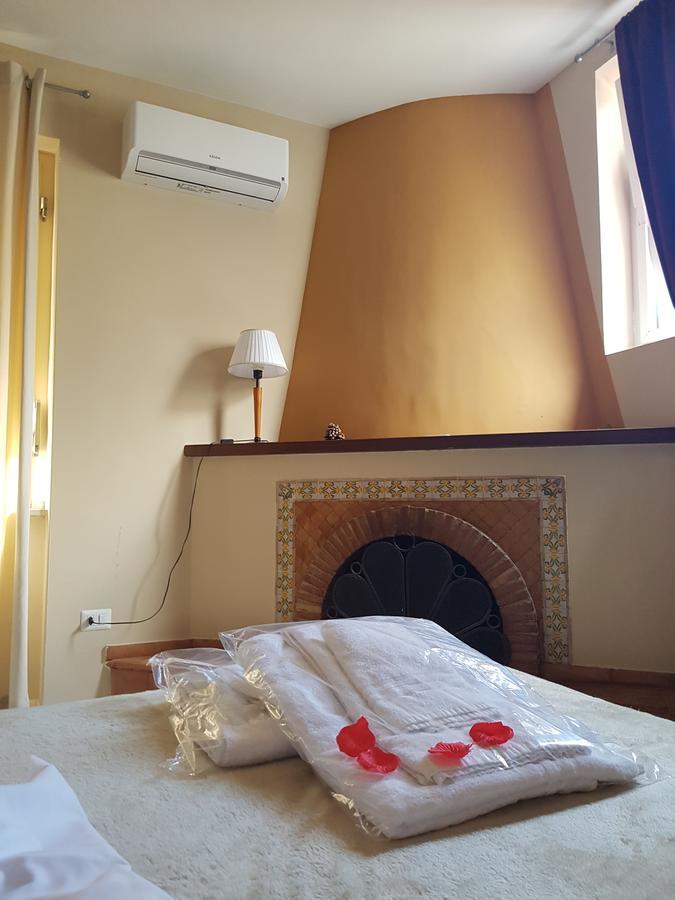 ساليرنو Un Tetto Di Stelle Deluxe Home المظهر الخارجي الصورة