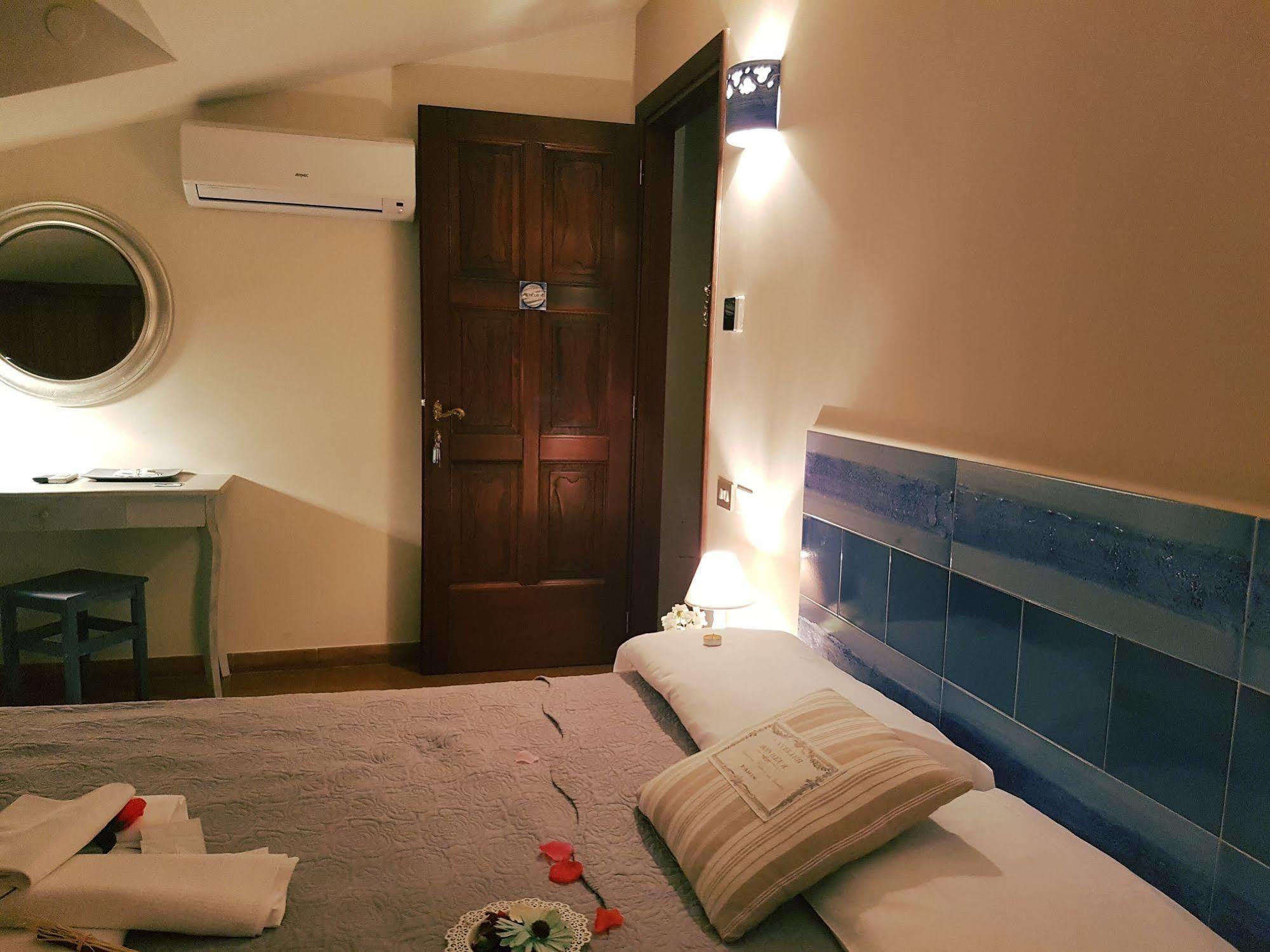 ساليرنو Un Tetto Di Stelle Deluxe Home المظهر الخارجي الصورة